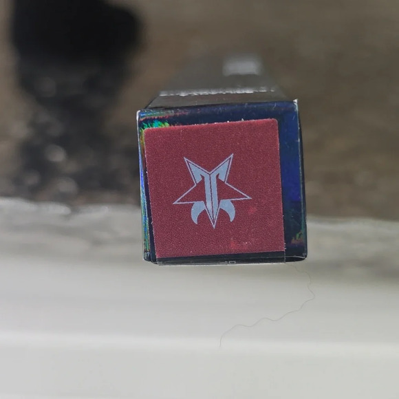 Jeffree Star Supreme Lip Gloss in Vibrant Red - Devils Horns, NWT, RARE FIND!!!! - Picture 2 of 4